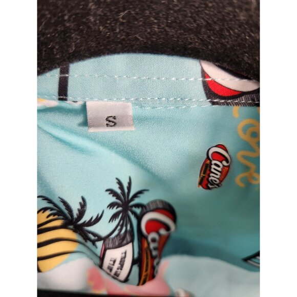 Raising Cane's Novelty Print Shirt Kitschy Beach Surf Button Up Small - Picture 4 of 5